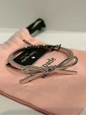 kate spade skinny mini bow bangle silver bracelet and dust bag
